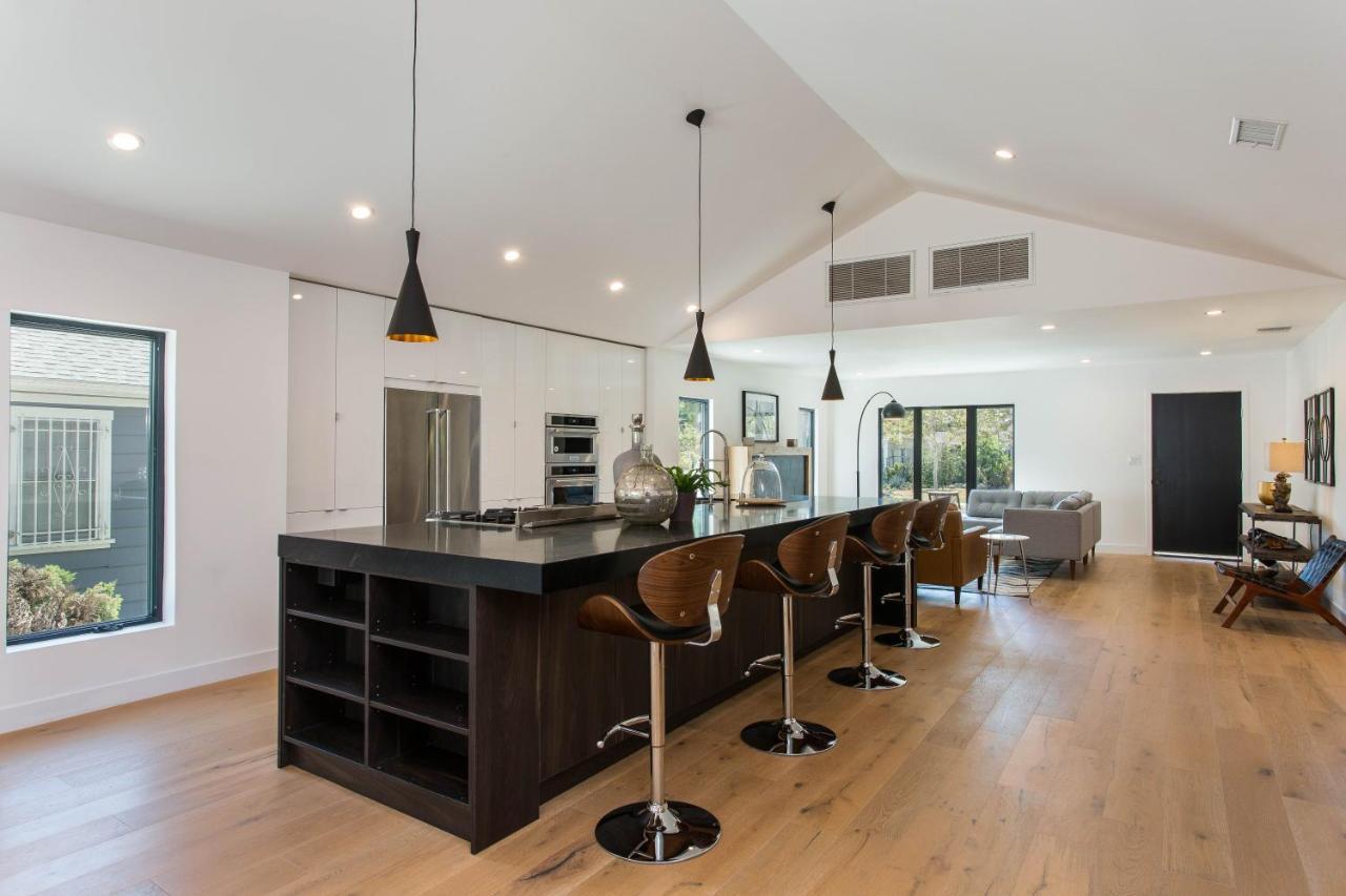Modern With A Pool In Larchmont Village *