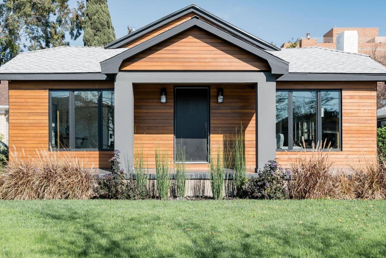 Modern With A Pool In Larchmont Village